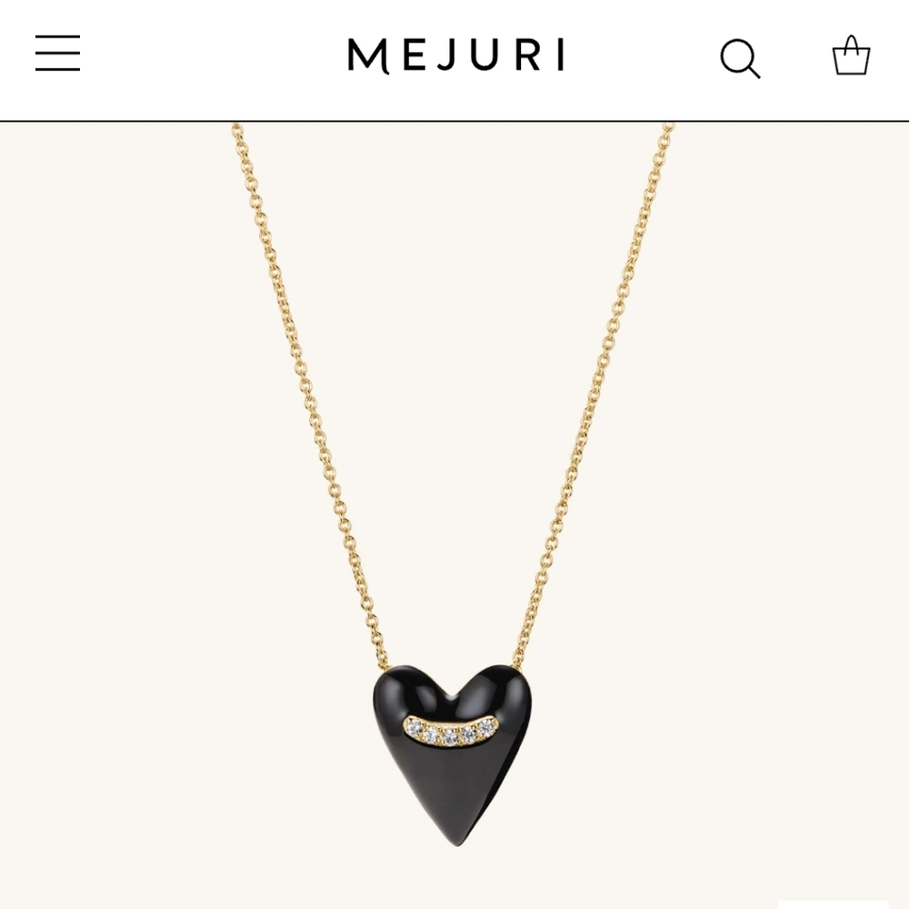 Mejuri Heart Enamel Pendant Necklace
